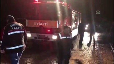 Eskişehir'de Otomobil Sulama Kanalına Devrildi Açıklaması 1 Ölü