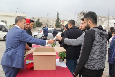 Gaffar Okkan Ve Şehitler İçin Çiğköfte Dağıtıldı