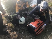 İtfaiye Personeli Yangın Söndürme Çalışmalarında Yaralandı