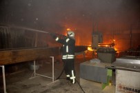 Mobilya Stölyesinde Çıkan Yangın Korkuttu