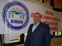 Salihlili Emlakçılardan Yılmaz'a Güven Oyu