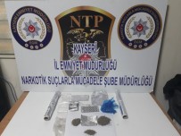 ALÜMİNYUM FOLYO - Uyuşturucu Operasyonunda 2 Gözaltı