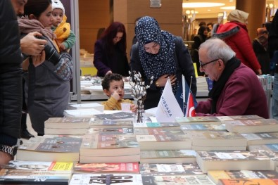 Yazar Ataol Behramoğlu, Nevşehir'de Kitapseverlerle Buluştu