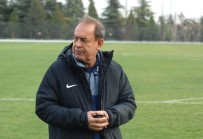 DENİZLİSPOR TEKNİK DİREKTÖRÜ - Yücel İldiz Açıklaması 'Hiçbir Şekilde Havaya Girmememiz Lazım'