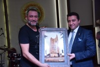 BOZÜYÜK BELEDİYESİ - Hüsnü Şenlendirici'den Müzik Ziyafeti