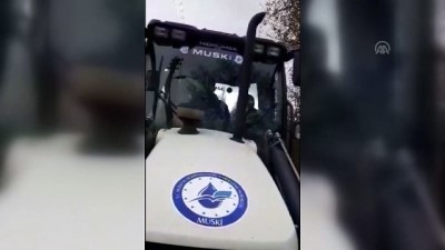 Selde Mahsur Kalan Koyunları İtfaiye Kurtardı