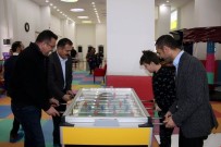 İDRIS AKBıYıK - Vali Akbıyık'tan Çocuk Oyun Merkezine Ziyaret