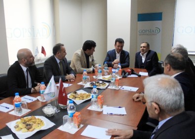 CHP'li İmamoğlu'ndan Kentsel Dönüşüm Derneklerine Ziyaret