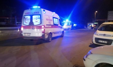 Tuzla'da Tersanede Çıkan Yangında Hayatını Kaybeden 2 Kişinin Cenazesi Morga Kaldırıldı