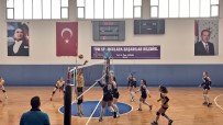 TÜRKIYE VOLEYBOL FEDERASYONU - Atatürk Üniversitesi Spor Kulübü 2. Lig Yolunda