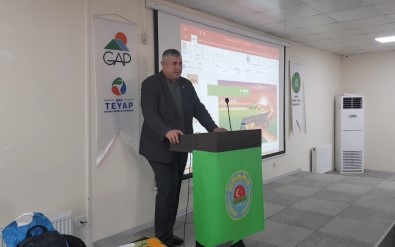 Çiftçiler Hastalık Ve Zararlılara Karşı Bilinçlendirildi