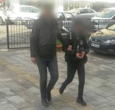 Kuşadası'nda Aranan 2 Zanlı Yakalandı