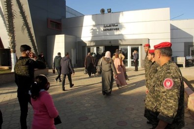 Refah Sınır Kapısı 3 Günlüğüne Açıldı