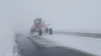 Van'da Sis Kurubaş Geçidi'nde Etkili Oluyor
