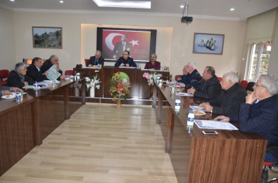 Akseki Belediye Meclisi Toplandı