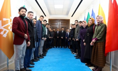 Başkan Gürkan, AK Gençler İle Buluştu