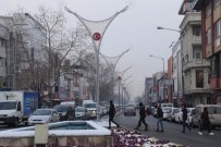ZÜBEYDE HANıM - Erzincan Belediyesi Aydınlatma Çalışmalarına Devam Ediyor