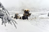 Kar Timleri Toroslarda Karla Boğuşuyor Haberi