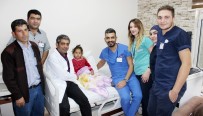 AMERIKAN HASTANESI - Kaza Sonrası Komaya Giren Minik Kız, Yeniden Yaşama Tutundu