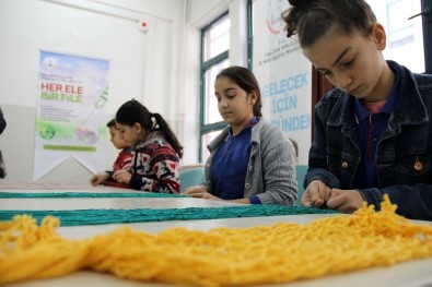 Yalova'da Okullarda File Örme Eğitimi Verilmeye Başlandı