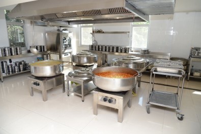 Beylikdüzü Belediyesi'nden İhtiyaç Sahiplerine Yardım Eli