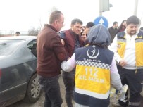 IŞIK İHLALİ - D-100 Karayolunda Otomobiller Çarpıştı Açıklaması 2 Yaralı