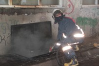 PATLAMA SESİ - Elazığ'da Doğalgaz Patladı, 3 Kişi Hastaneye Kaldırıldı