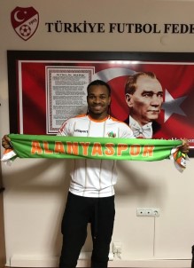 Alanyaspor Joel Obi'yi Renklerine Bağladı