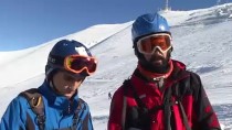 KAYAK MERKEZİ - Kayağın Adresi Palandöken'de Yamaç Paraşütü Keyfi