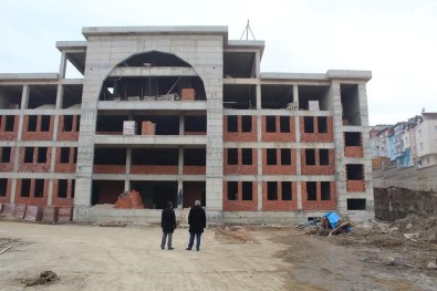 Kaymakam Yapıcı Eğitim Yatırımlarını İnceledi