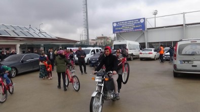 Kilis'te Bisiklet Dağıtımı Devam Ediyor