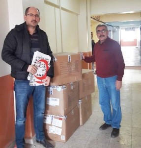 Kızılay'dan Öğrencilere Giyim Yardımı