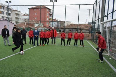 Penaltı Atışı Bahar Kaymakamdan