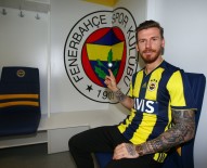 SERDAR AZİZ - Serdar Aziz'den Galatasaray'a Teşekkür