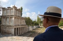 EVLİYA ÇELEBİ - Aydın 2018 Yılında 4 Milyon Turisti Ağırladı