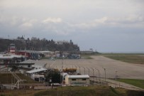 ŞİDDETLİ RÜZGAR - Trabzon'da Şiddetli Rüzgar Etkili Oluyor