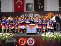 BAHÇEŞEHIR - Bahçeşehir Koleji Basketbol Takımı, İzmir'de Öğrenciler Ve Altyapı Oyuncularıyla Buluştu
