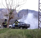 OTOMOBİL KUNDAKLANDI - Hatay'da Park Halindeki Otomobil Kundaklandı
