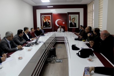 Kahta'da 40 Bin Badem Fidanı Dağıtılacak