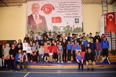 Osmaniye'de Masa Tenisi Turnuvası Başladı
