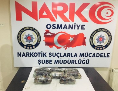 Osmaniye'de Yolcu Otobüsünde 10 Kilo Uyuşturucu Ele Geçirildi