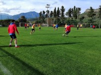 PAYAS - Payas Spor İkinci Yarı Hazırlık Çalışmalarını Kemer'de Sürdürüyor.