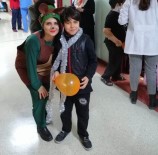 ŞAHINBEY ARAŞTıRMA VE UYGULAMA HASTANESI - Sanko Üniversitesi Öğrencilerinden 'Bir Başka Yılbaşı' Etkinliği