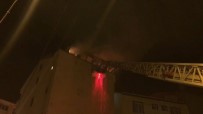 5 Katlı Binanın Çatı Katında Çıkan Yangın Korkuttu