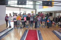 BOWLING - Hakkari'de Bowling Etkinliği