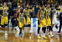 KAUNAS - Lider Fenerbahçe, Moskova Deplasmanında