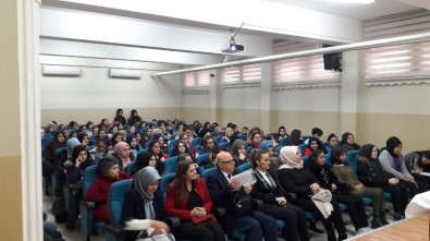 Liselilere 'Zarafet' Eğitimi