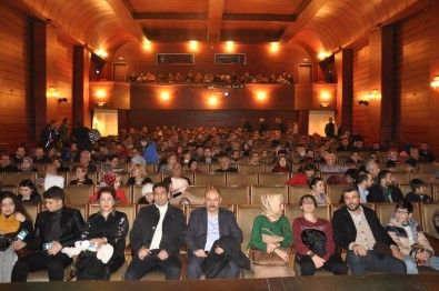 MMO Konya Şubesi 15 Yıllık Tiyatro Geleneğini Sürdürdü