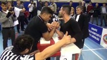 BİLEK GÜREŞİ - Osmaniye'de 'Bilek Güreşi Bölge Şampiyonası' Yapıldı