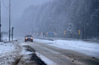 KARANLıKDERE - Bolu Dağı'nda Kar Yağışı Devam Ediyor